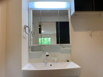 洗髪洗面化粧台