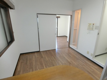 【居間・リビング】