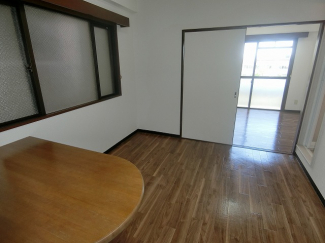 【居間・リビング】