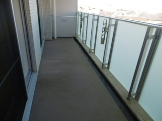 【バルコニー】