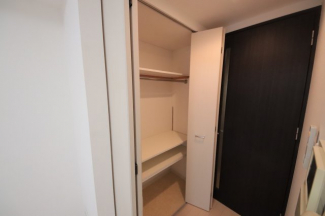 たっぷりとした収納スペースです