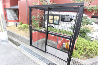 落ち着いたエントランスです