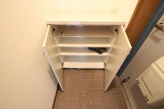 ちょっとした収納スペースも充実しています