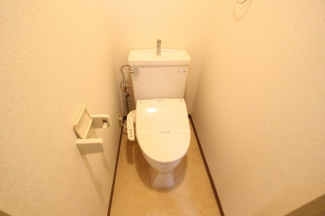 清潔感のあるトイレです