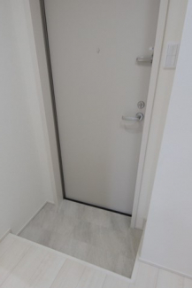 シンプルで使いやすい玄関です