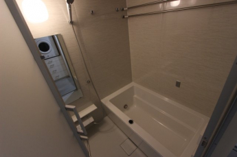 ゆったり過ごせるお風呂です