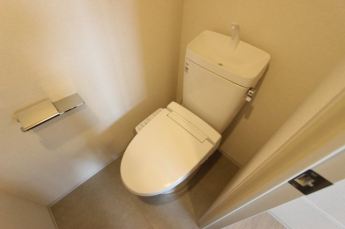 ゆったりとした空間のトイレです