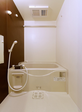 落ち着いた空間のお風呂です