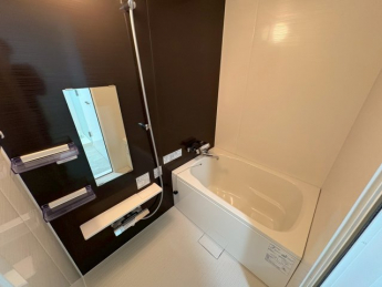 ゆったり過ごせるお風呂です