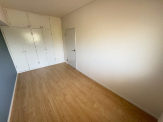 ゆったりした洋室です