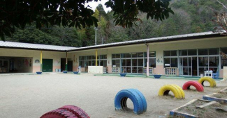 幼保連携型認定こども園青葉台こども園まで1820m