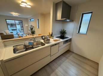 西宮市浜町　新築戸建の画像