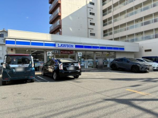 ローソン松山築山町店まで305m