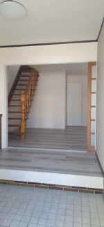 松山市北持田町の一戸建ての画像