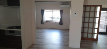 松山市北持田町の一戸建ての画像