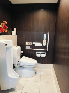 松山市一番町１丁目の店舗一部の画像