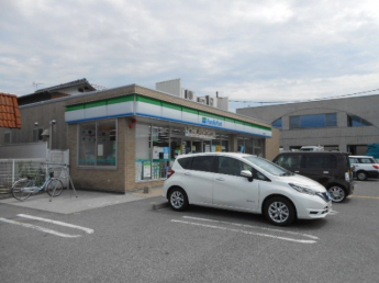 ファミリーマート米原駅西店様まで220m