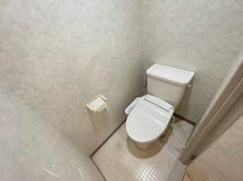 ゆったりとした空間のトイレです