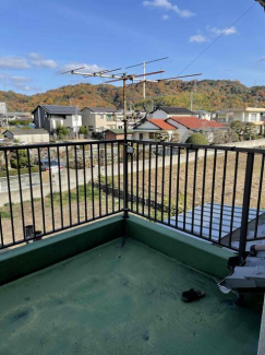 東田　２階建て　賃貸の画像