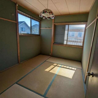 新居浜市郷４丁目の一戸建ての画像