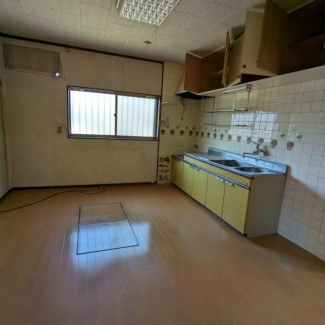 新居浜市郷４丁目の一戸建ての画像