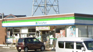 ファミリーマート　新居浜郷店まで240m