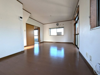 【居間・リビング】