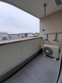 【バルコニー】