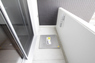 【バルコニー】