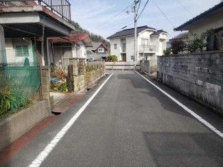 前面道路　南側から