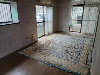 15帖LDK　南（玄関・駐車場）側