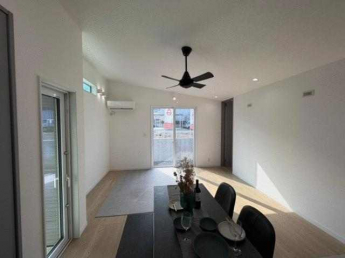 中曽根町新築住宅の画像