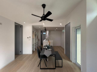 中曽根町新築住宅の画像