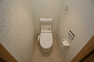 ★温水洗浄便座付きで快適です