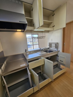 収納力の有るキッチンです