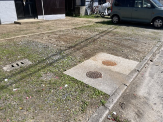 【駐車場】