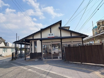 伊予鉄梅本駅様まで450m