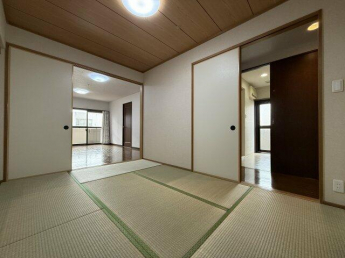 多用途に使える和室スペース