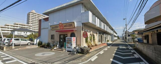 パン工房ＭＩＺＯＢＥまで290m