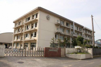 松山市立 西中学校まで1233m