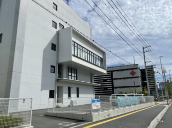 松山赤十字病院まで1204m