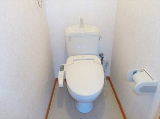 温水洗浄便座付きで快適です☆