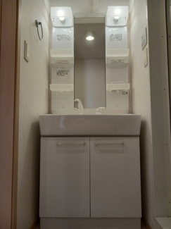 【洗面所】