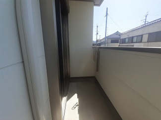 【バルコニー】