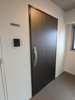 写真は６０１号室です。