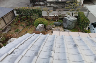 2階ベランダから見下ろす日本庭園