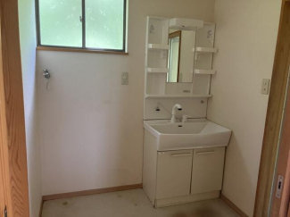 大洲市徳森の住宅付店舗一戸建ての画像