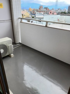 【バルコニー】