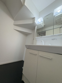 【独立洗面台】