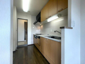 作業スペース広く使いやすいです♪